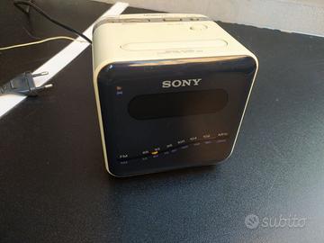 SONY Vintage Digicube ICF-C101W radiosevglia 2 AM