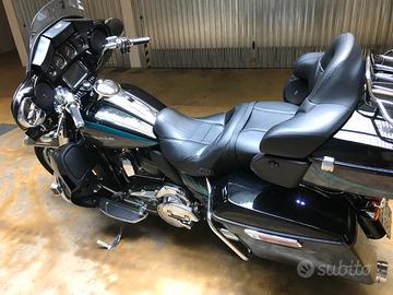 HARLEY-DAVIDSON CVO 1800 Ultra Limited