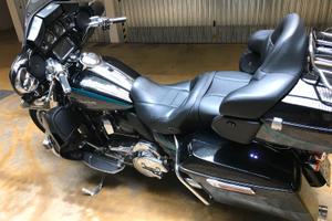 HARLEY-DAVIDSON CVO 1800 Ultra Limited