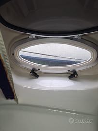 Zanzariere oblò ellittiche SBM 912B per CRANCHI