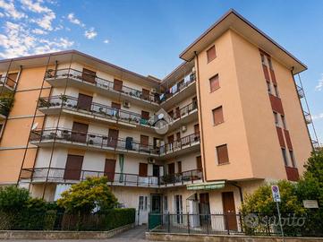 3 LOCALI A BRESCIA