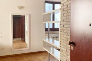 Cagliari, via Porcile, bivano arredato