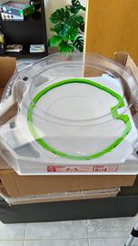 Lotto Beyblade x (23 bey + 2 arene + accessori)
