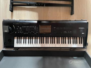 Korg Kronos X - 73 con case