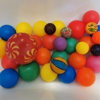 n33 palline colorate di diverse dimensioni 