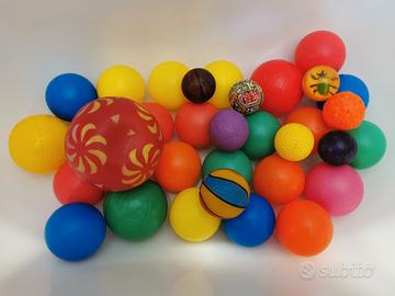 n33 palline colorate di diverse dimensioni 