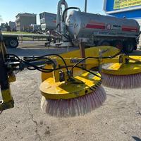 Spazzatrice a due spazzole