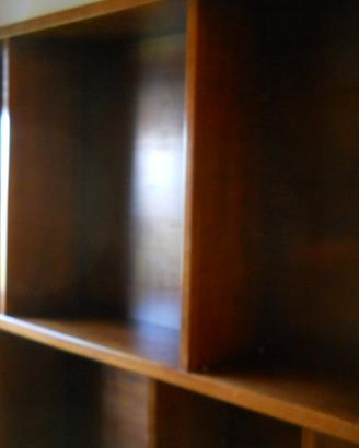 Libreria classica in legno resistente