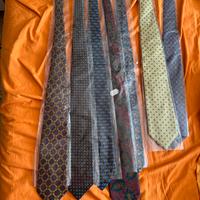 8 cravatte classiche Nuove