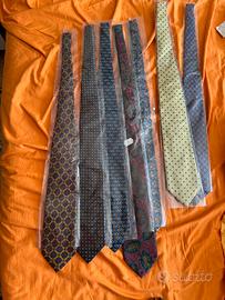 8 cravatte classiche Nuove