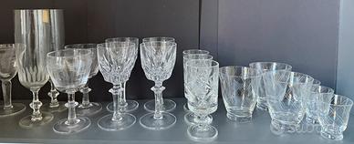 Set 24 calici tutti diversi incisi ‘20/‘30/‘50