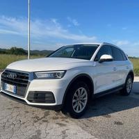 Audi Q5 35 TDI Quattro 163cv STronic business