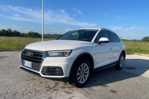 Audi Q5 35 TDI Quattro 163cv STronic business