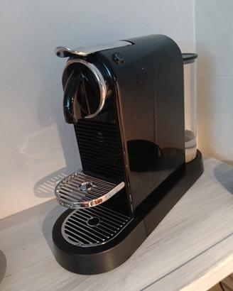 Macchina macchinetta caffè Nespresso cialde