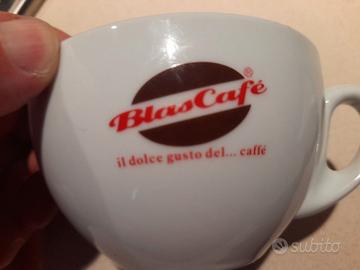 2 tazze per caffe' in porcellana come da foto