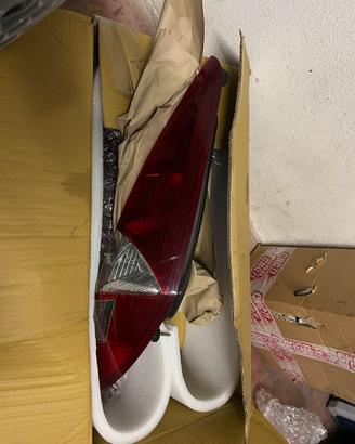 Fanali Posteriori Fiat Punto 188