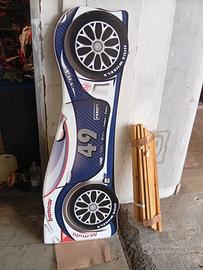 lettino bambini a forma di macchina 