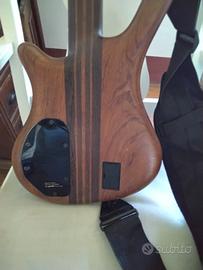 chitarra basso Warwick