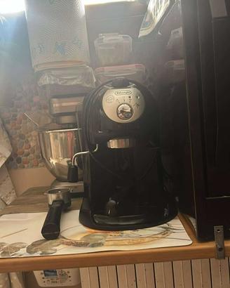 Macchina caffe delonghi