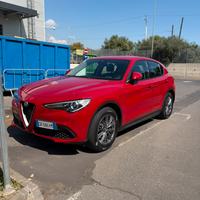 Alfa Romeo Stelvio 2.2 160 CV anno 2020
