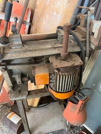 Tagliagerro elettrica da cantiere