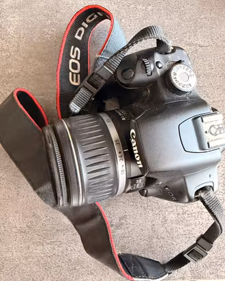 Canon EOS 500D completa di scatola