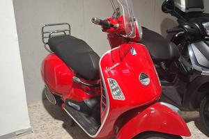 Piaggio Vespa 250 GTS