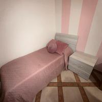 Letto singolo + comodino
