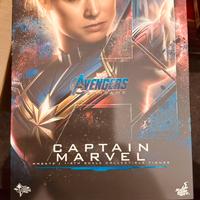 Hot-Toys - Avenger Endgame Capitan Marvel