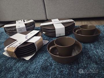 Set 18 Piatti completi ikea + 2 ciotole 2 Tazze