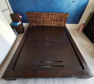 Letto orientale in legno massiccio