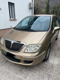 Lancia Phedra 2.2 JTD Executive