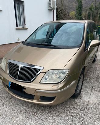 Lancia Phedra 2.2 JTD Executive