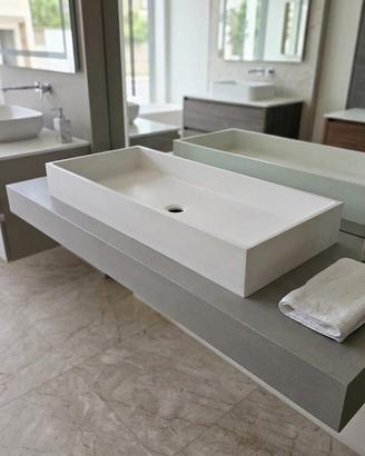 Mobile bagno con lavabo integrato in corian NUOVO