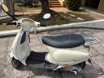 Vespa 125