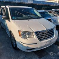 Ricambi usati chrysler grand voyager anno 2010