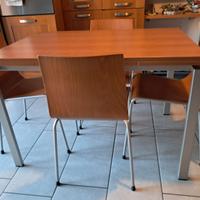 Tavolo e sedie ciliegio Calligaris
