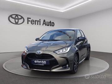 TOYOTA Yaris 1.5h lounge