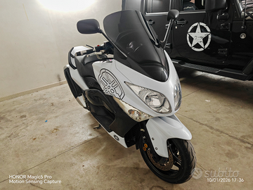 Tmax 500 abs 2010