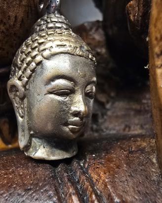 Pendente Testa di Buddha in metallo - Patina vinta