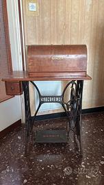 Macchina per cucire Singer vintage