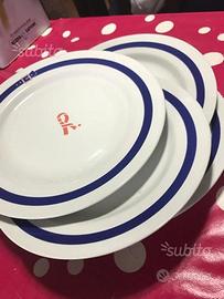 Servizio piatti porcellana