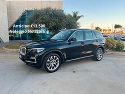 BMW X5 xdrive30d Anticipo €13.500 noleggio no scor