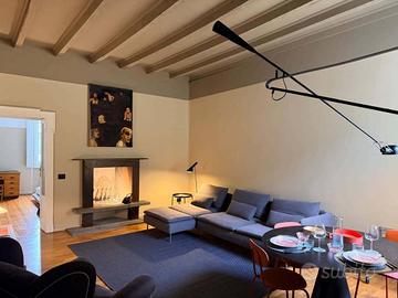 Appartamento di 100 m² con 3 locali a Milano