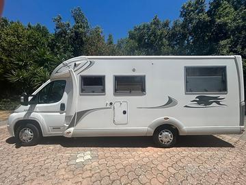 Camper Laika X 713