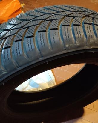 gomme invernali toyo 175/65 r15 88t
