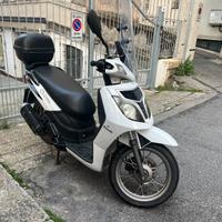 Scooter Benelli CaffèNero 150