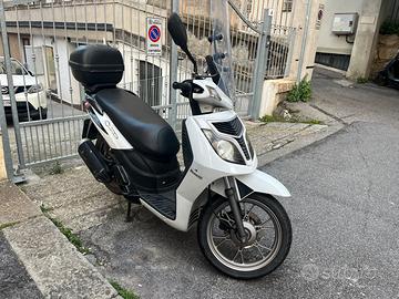 Scooter Benelli CaffèNero 150