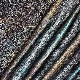 Quadro dipinto a mano in rilievo.