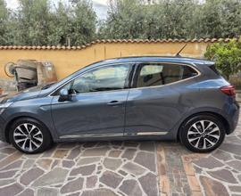 RENAULT Clio 1.0 5ª serie - 2020